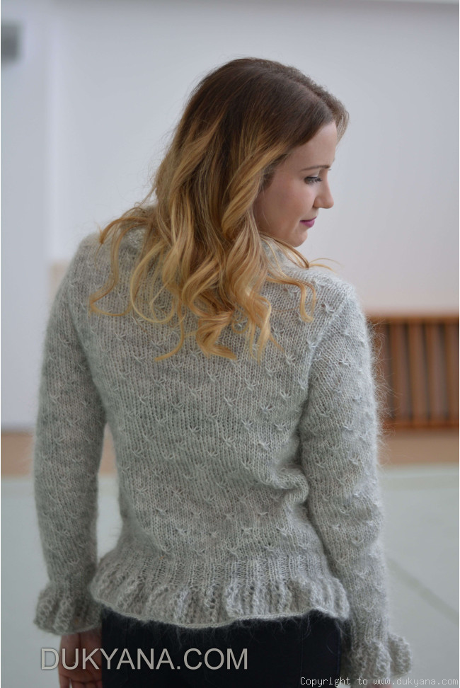 Ruffled cropped mohair cardigan in gray/CA73